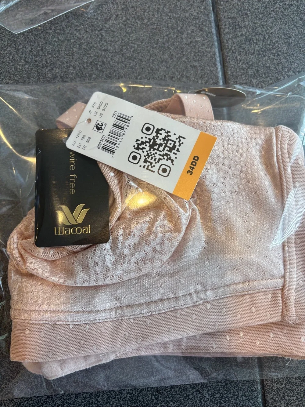 Wacoal Back Appeal Wireless Bra – NWT | 34DD